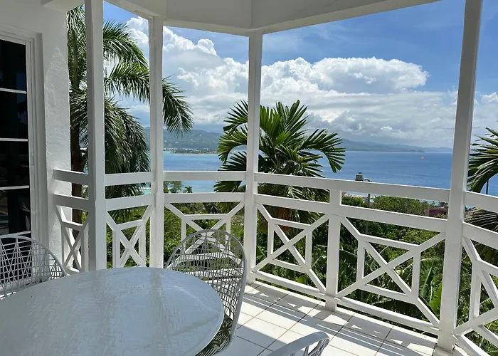 Falcon Islandview - Airport Pickup Available - 24security * Montego Bay