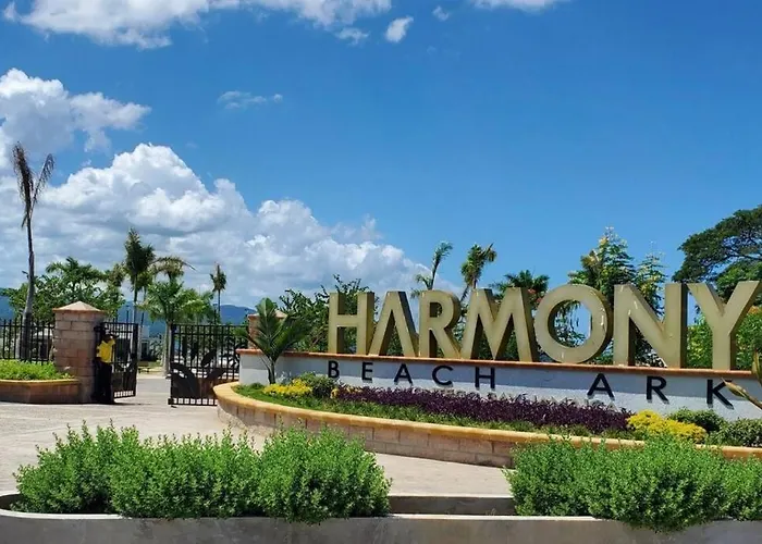 Falcon Islandview - Airport Pickup Available - 24security Montego Bay