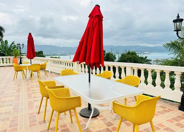 Falcon Islandview - Airport Pickup Available - 24security Apartment *